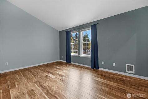 23909 56th Court S Kent WA 98032