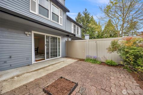 23909 56th Court S Kent WA 98032