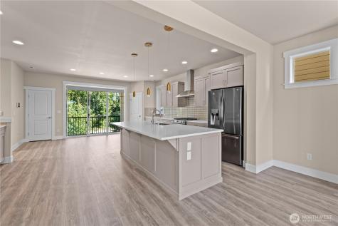 2204 176th Place SW Lynnwood WA 98037