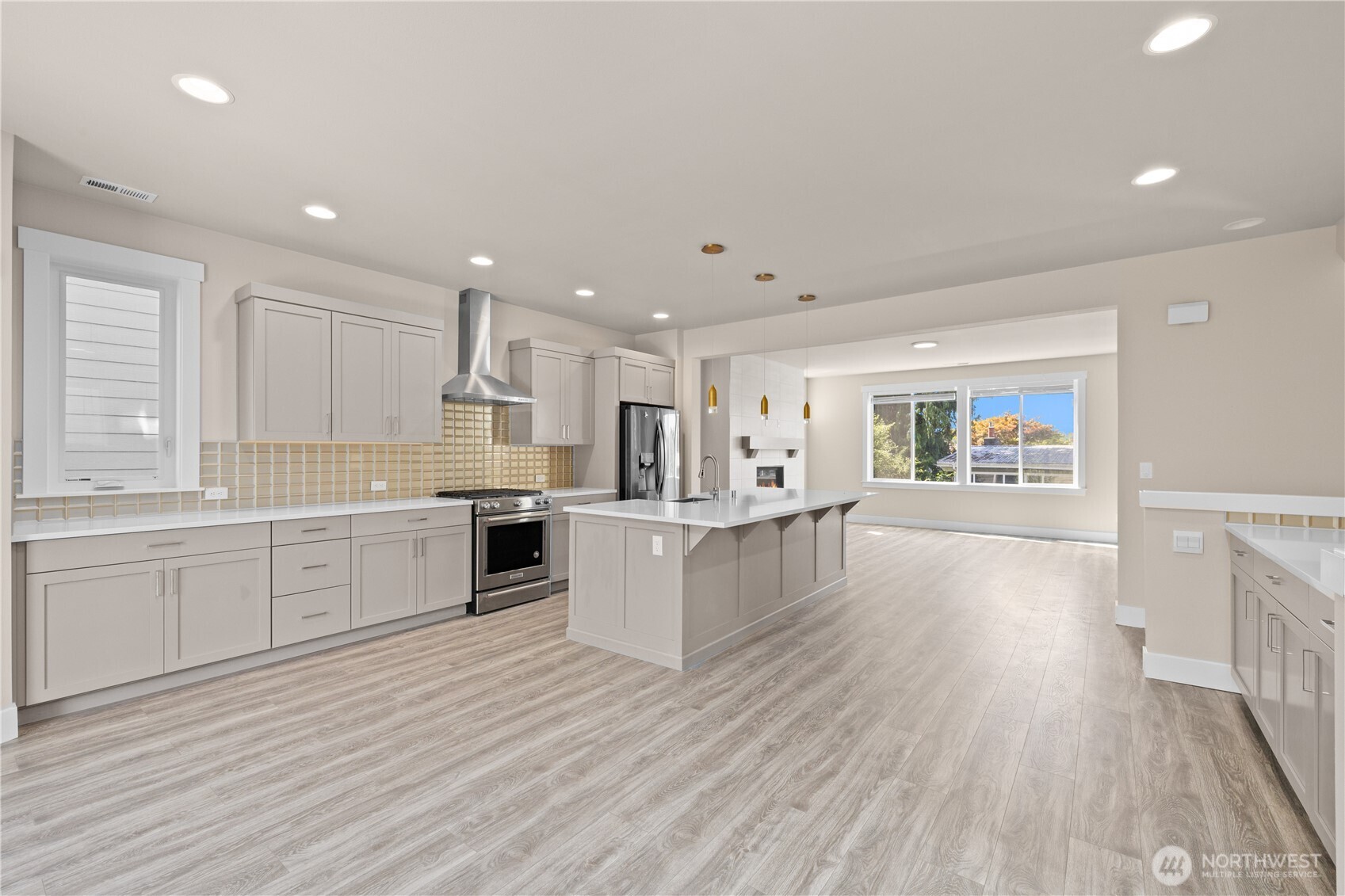 2204 176th Place SW Lynnwood WA 98037