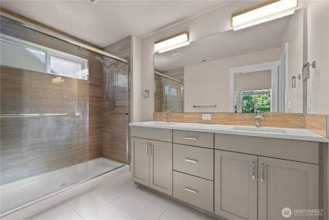 2204 176th Place SW Lynnwood WA 98037