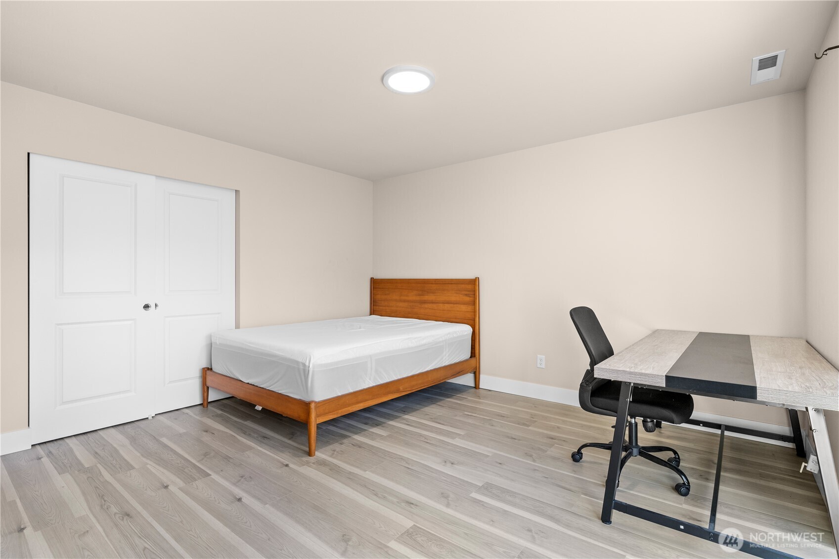 2204 176th Place SW Lynnwood WA 98037