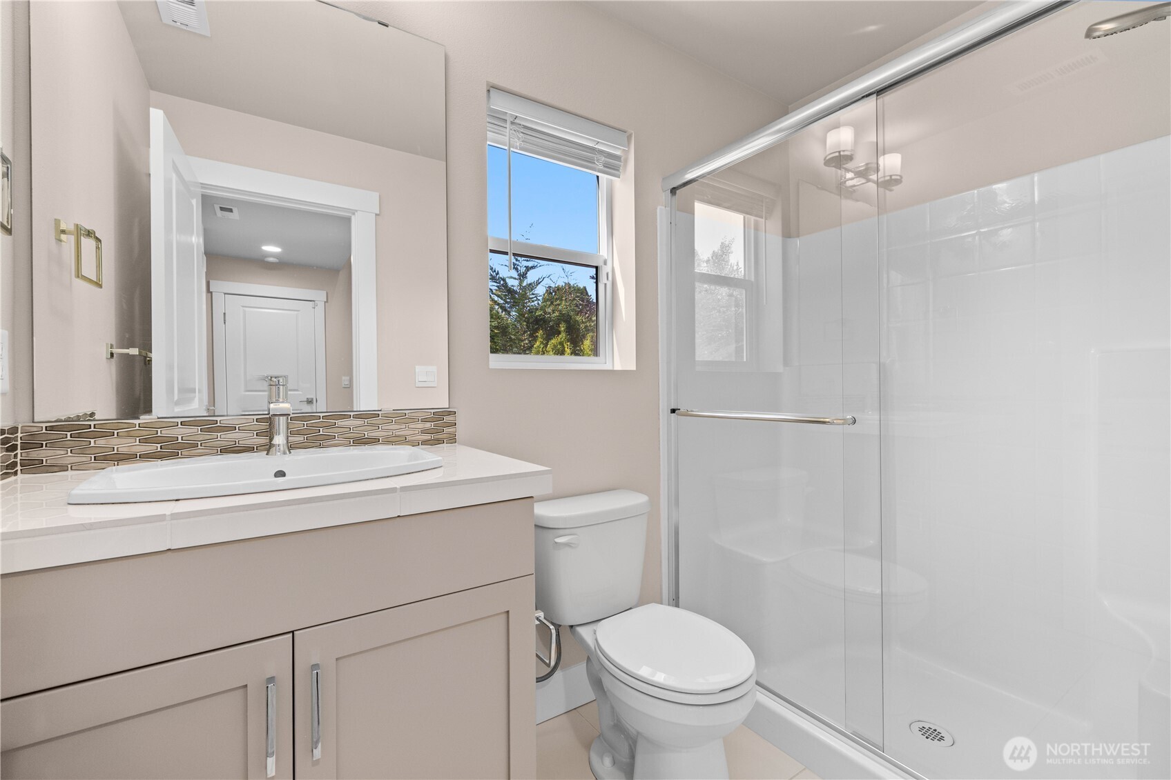 2204 176th Place SW Lynnwood WA 98037