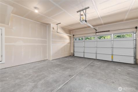 2204 176th Place SW Lynnwood WA 98037