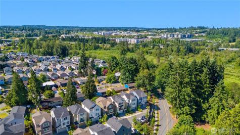 2204 176th Place SW Lynnwood WA 98037
