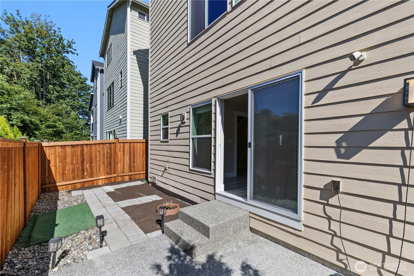 2204 176th Place SW Lynnwood WA 98037