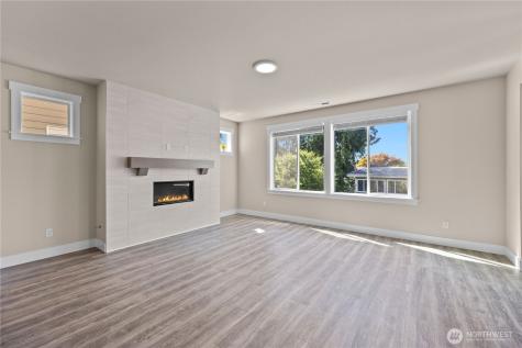 2204 176th Place SW Lynnwood WA 98037