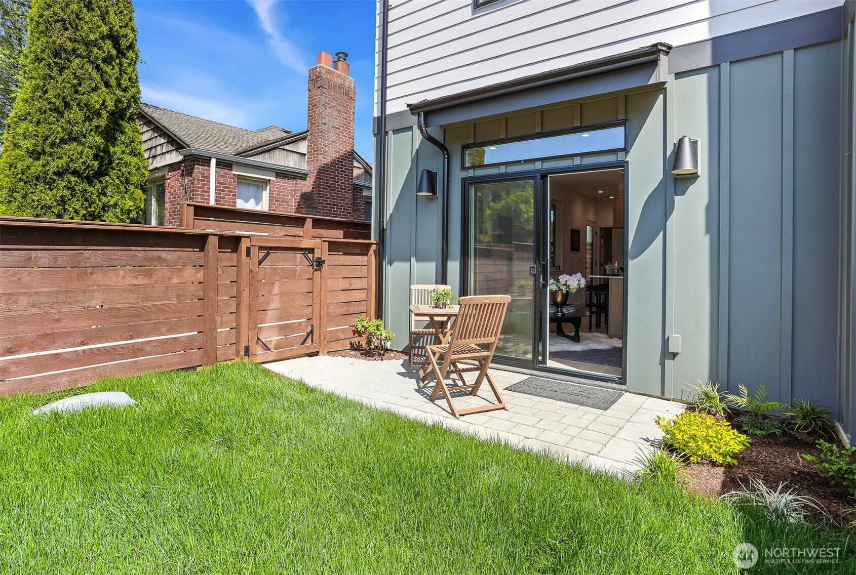 8330 24th Avenue NW Seattle WA 98117