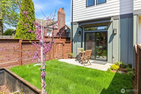8330 24th Avenue NW Seattle WA 98117