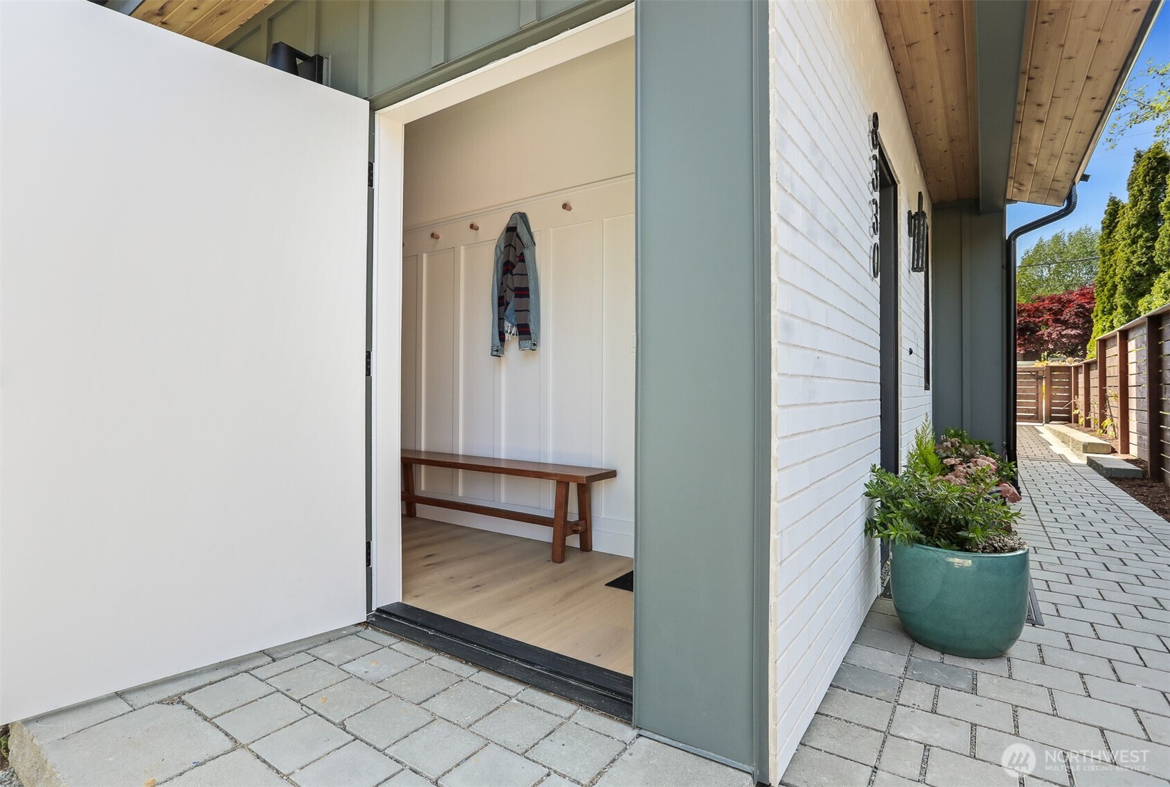 8330 24th Avenue NW Seattle WA 98117