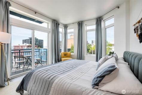 2414 1st Avenue Seattle WA 98121