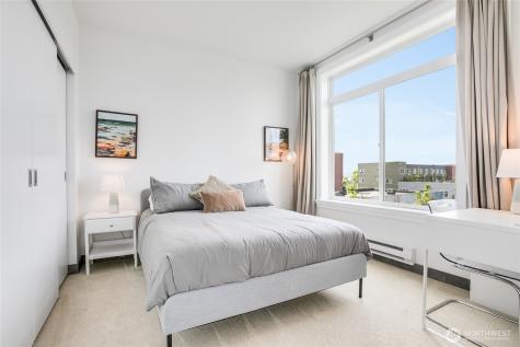 2414 1st Avenue Seattle WA 98121