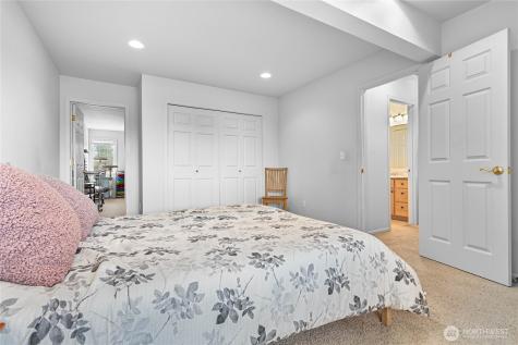 1725 Harrison Place Lynden WA 98264