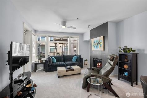 2000 Alaskan Way Seattle WA 98121
