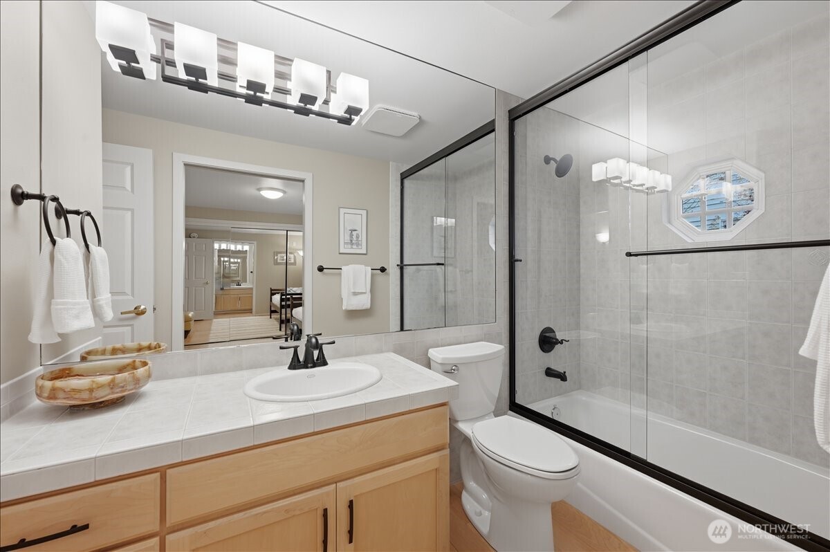 645 Bell Street Edmonds WA 98020