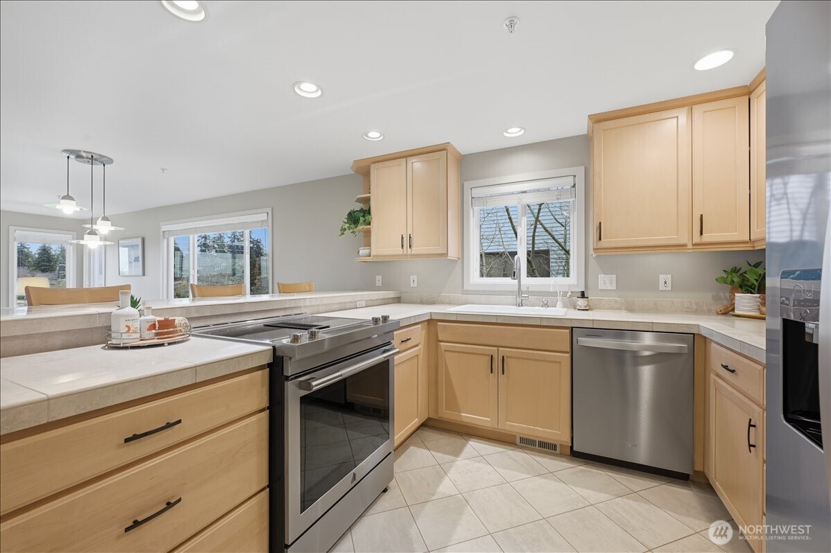 645 Bell Street Edmonds WA 98020