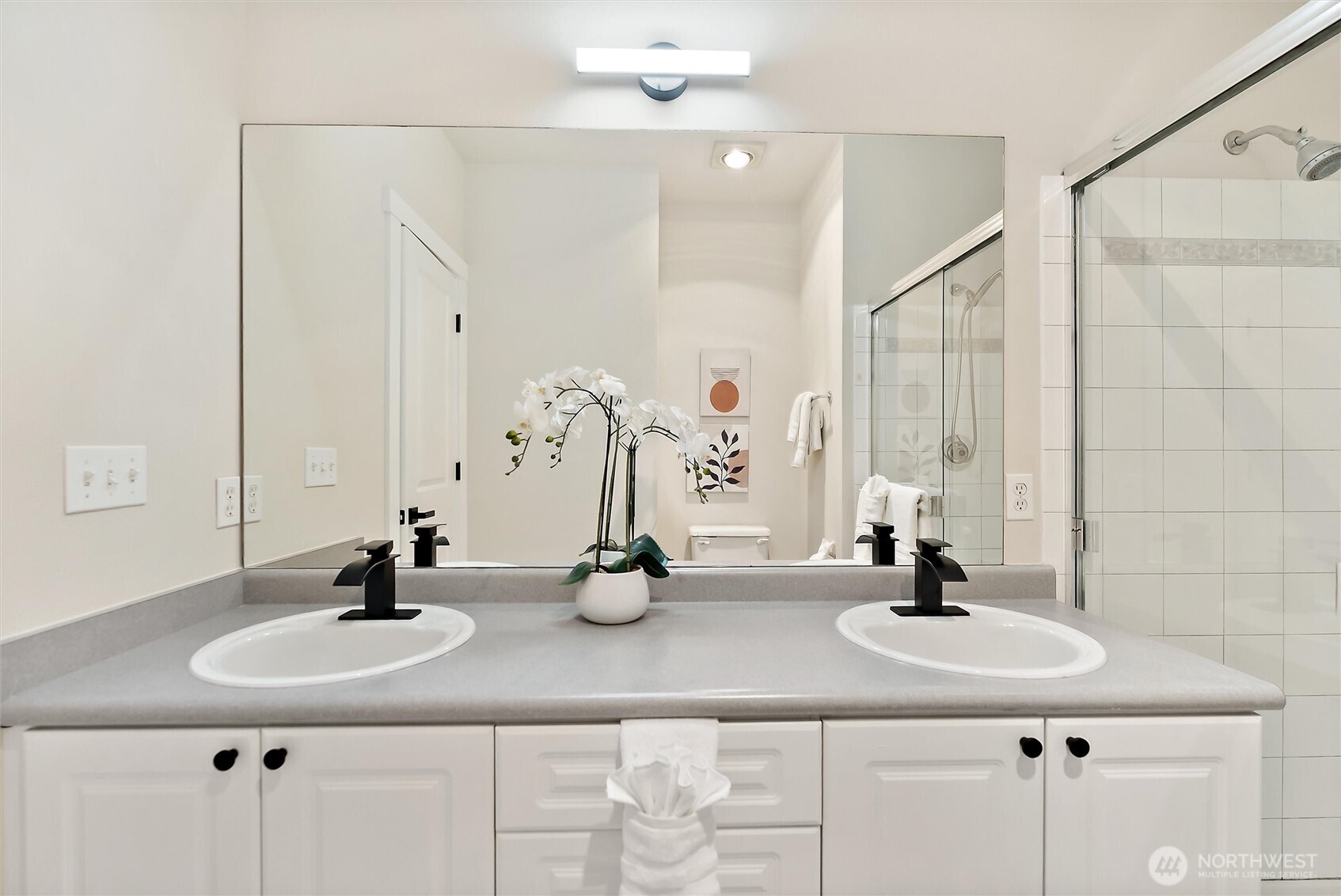 16125 Juanita-woodinville Way NE Bothell WA 98011