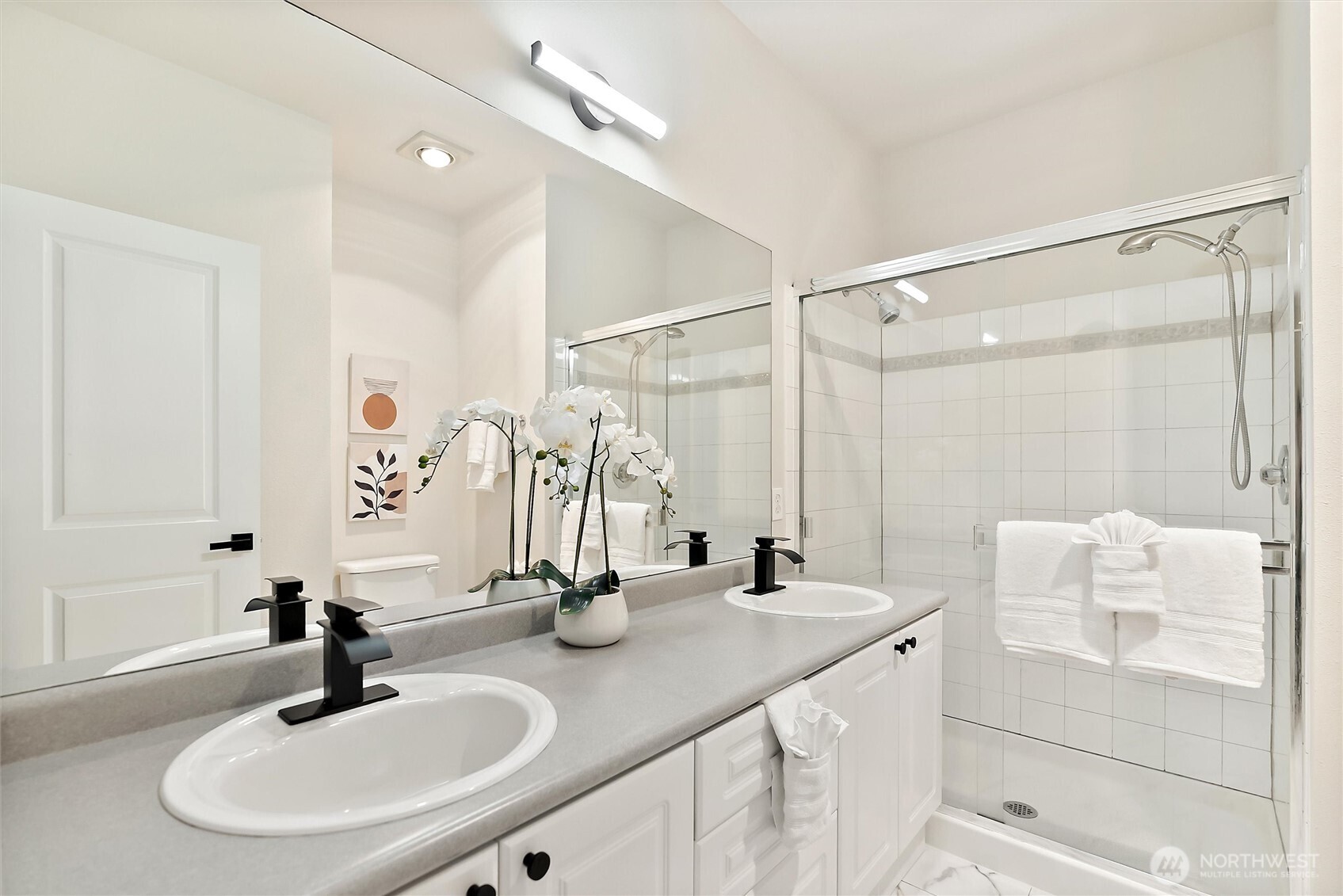16125 Juanita-woodinville Way NE Bothell WA 98011