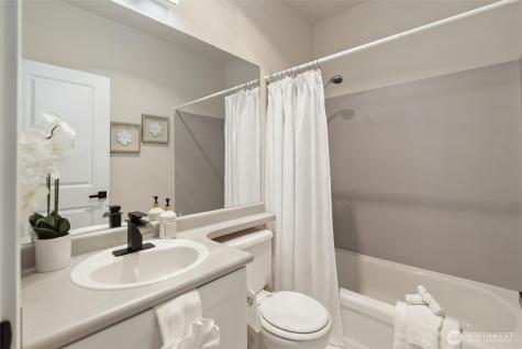 16125 Juanita-woodinville Way NE Bothell WA 98011