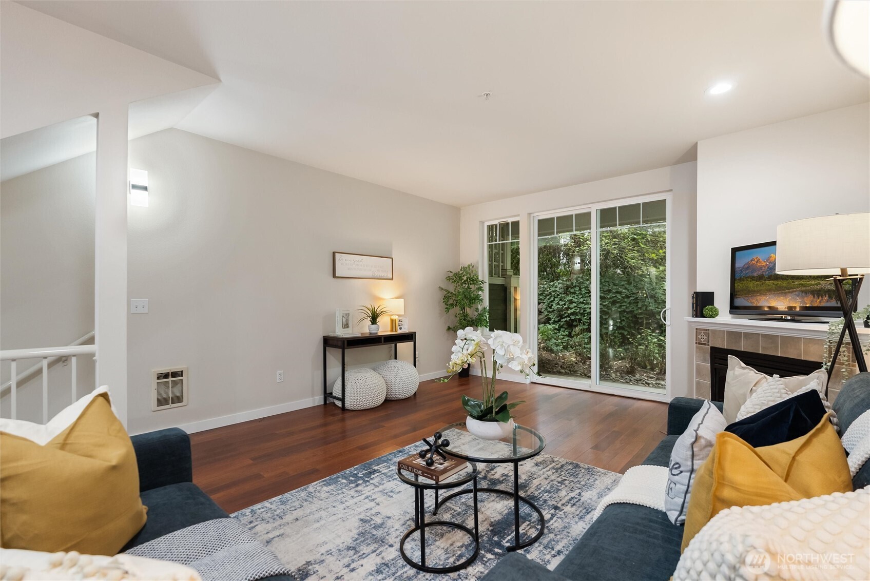 16125 Juanita-woodinville Way NE Bothell WA 98011