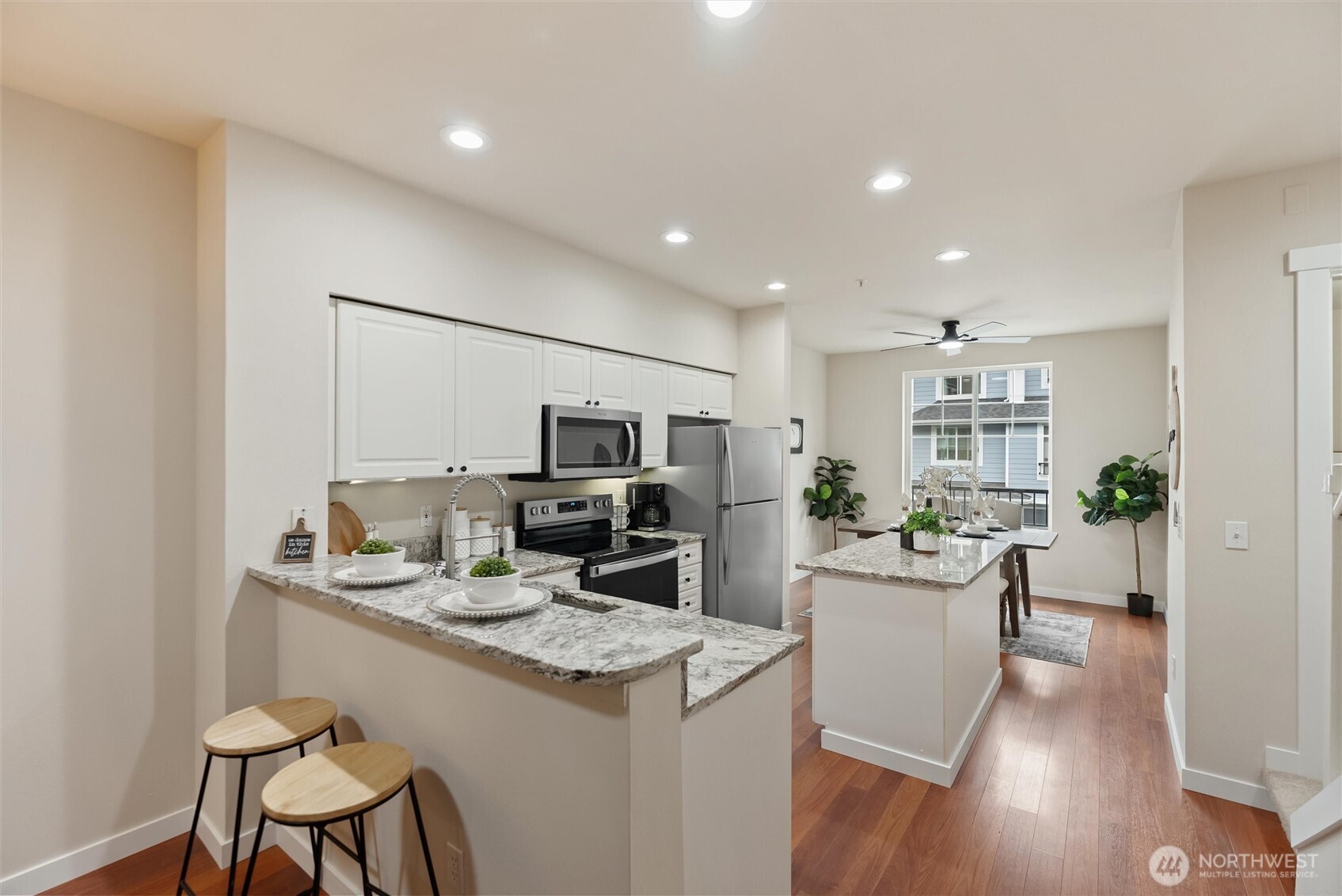 16125 Juanita-woodinville Way NE Bothell WA 98011
