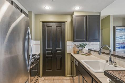 2801 1st Avenue Seattle WA 98121