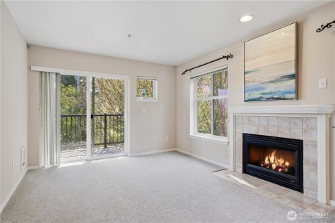 12345 Roosevelt Way NE Seattle WA 98125