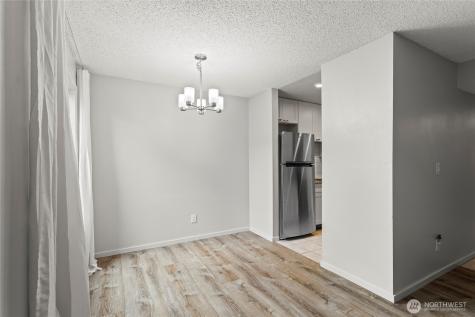12423 NE 145th Place Kirkland WA 98034