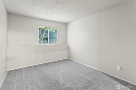 12423 NE 145th Place Kirkland WA 98034