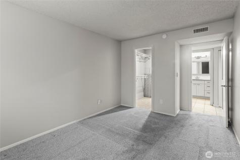 12423 NE 145th Place Kirkland WA 98034