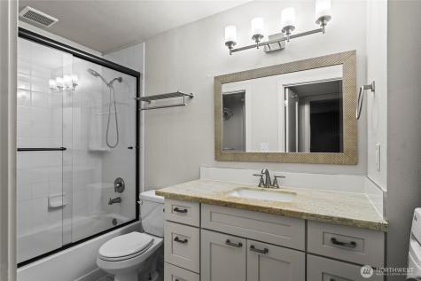 12423 NE 145th Place Kirkland WA 98034