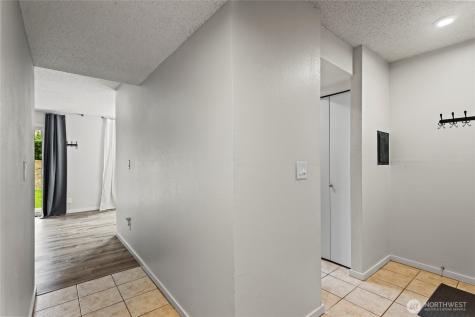 12423 NE 145th Place Kirkland WA 98034