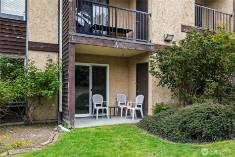 12423 NE 145th Place Kirkland WA 98034