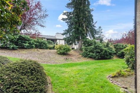 12423 NE 145th Place Kirkland WA 98034