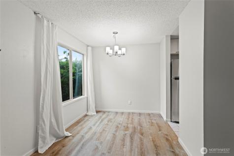 12423 NE 145th Place Kirkland WA 98034