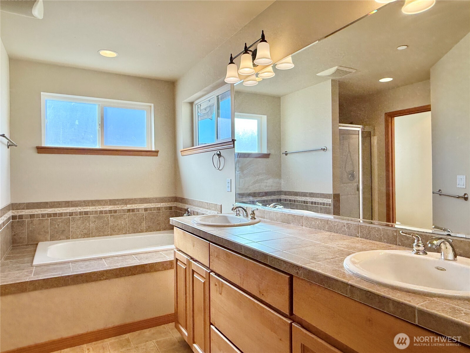 3727 134th Place SW Lynnwood WA 98087