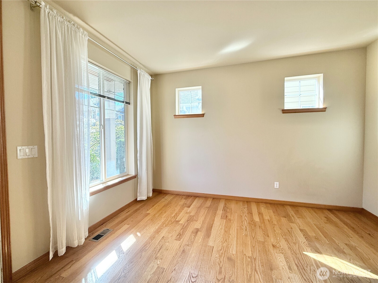 3727 134th Place SW Lynnwood WA 98087