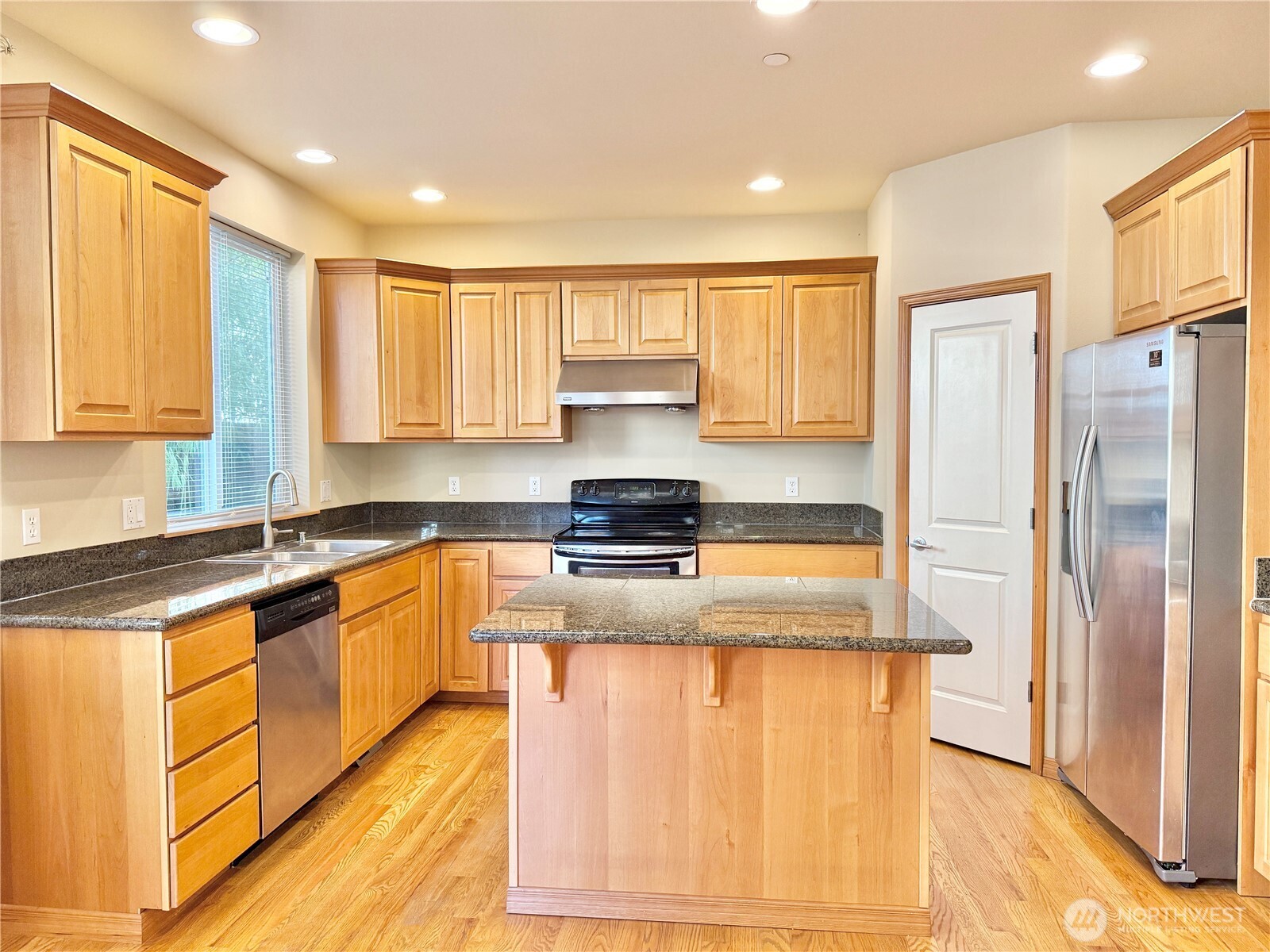 3727 134th Place SW Lynnwood WA 98087