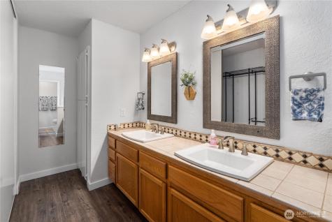 14401 SE Petrovitsky Road Renton WA 98058