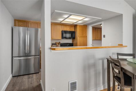 14401 SE Petrovitsky Road Renton WA 98058