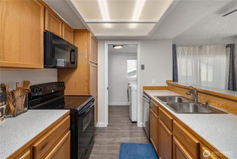 14401 SE Petrovitsky Road Renton WA 98058