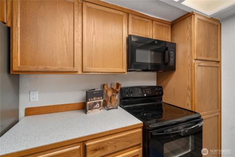 14401 SE Petrovitsky Road Renton WA 98058