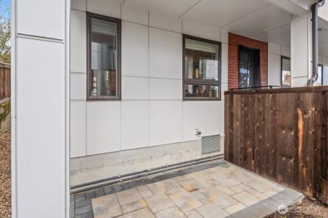 9266 50th Avenue S Seattle WA 98118