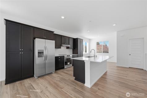 9811 31st Avenue SE Everett WA 98208