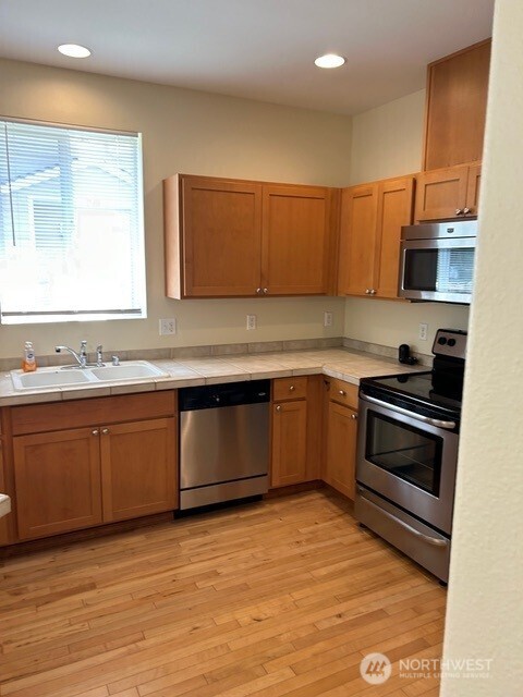2055 Garry Oaks Avenue Dupont WA 98327