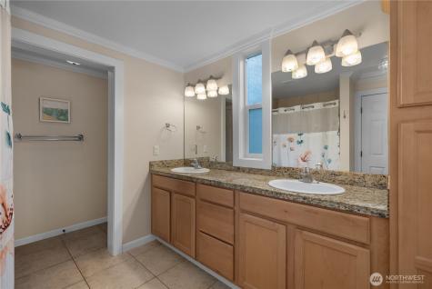 4605 56th Street NW Gig Harbor WA 98335
