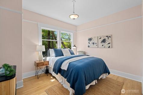 1804 E Republican Street Seattle WA 98112