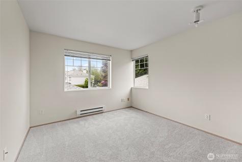 5410 S 236th Place Kent WA 98032