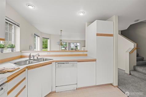 5410 S 236th Place Kent WA 98032
