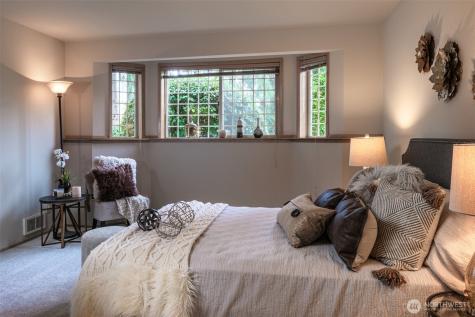 200 99th Avenue NE Bellevue WA 98004